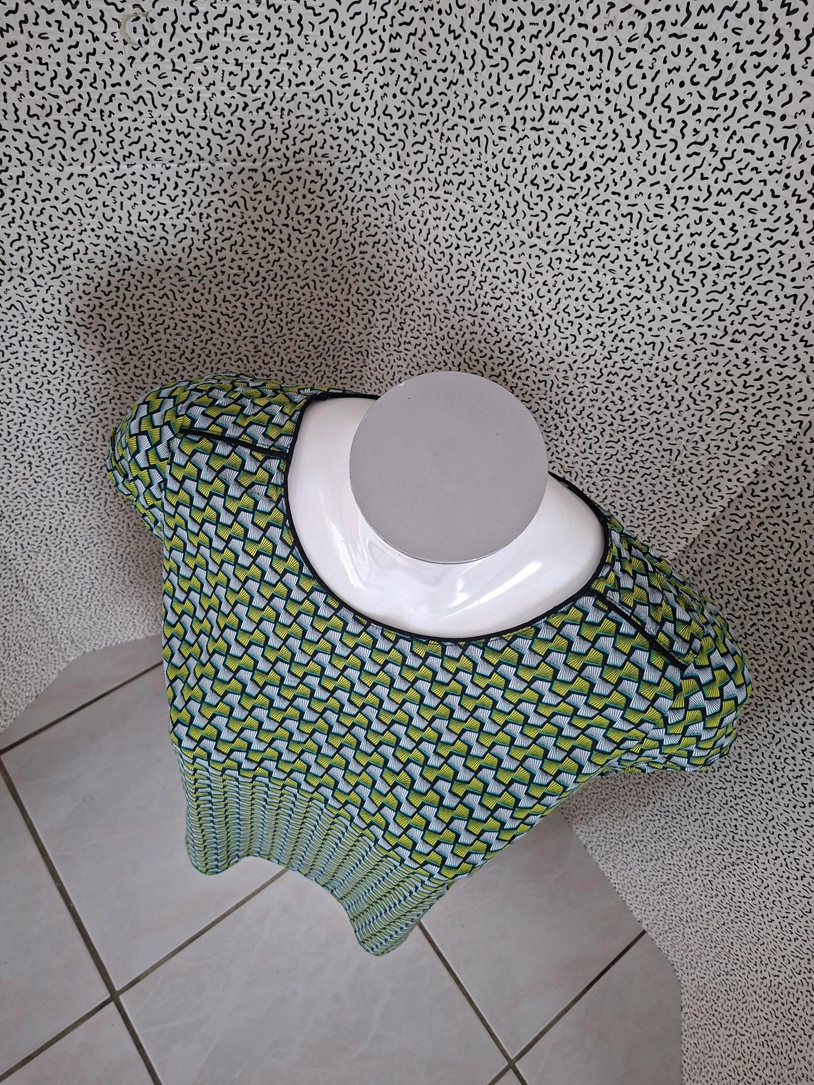Blusa Cache Cache T1 S con estampado geométrico verde azul mangas cortas fluida para mujer – photo 2